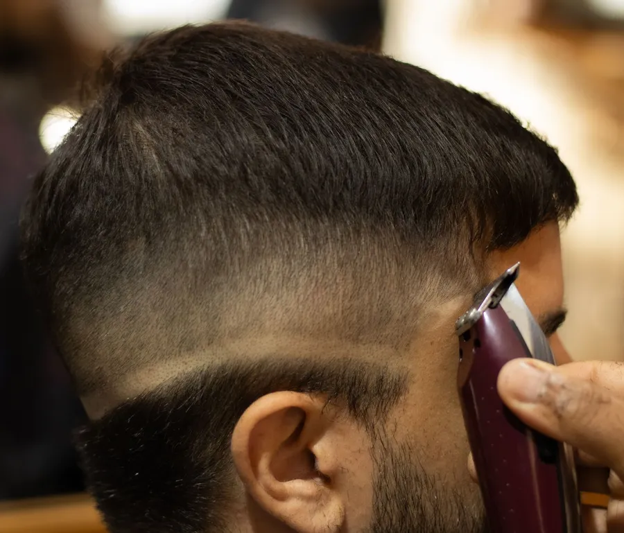 Kiểu tóc fade gọn hai bên